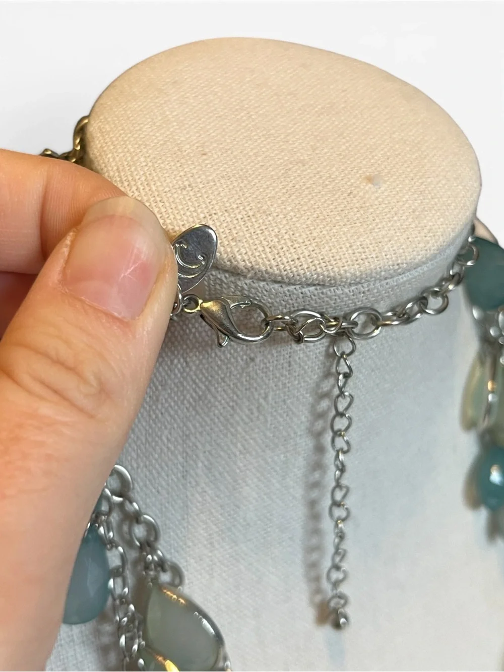 🍭5 for $20🍭 Charming Charlie Acrylic Teardrop Double Layer Necklace CC X